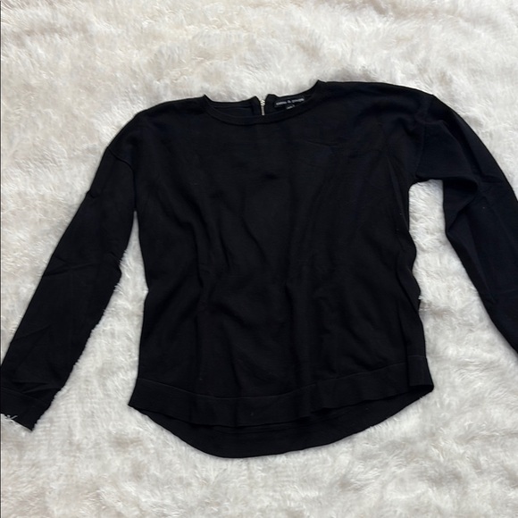 Cable & Gauge Elegant Black Crew Neck Sweater - Picture 1 of 4